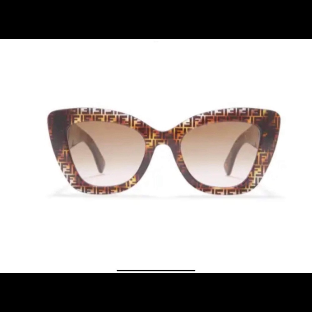 ✨🆕✨Brand New Fendi 52mm Sunglasses - Picture 4 of 8
